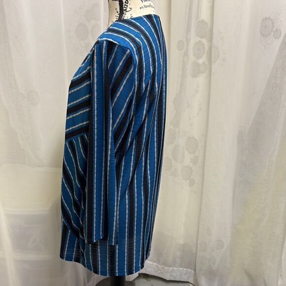 Striped Blue Women's Top - Picture 3 of 4